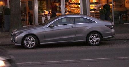 Mercedes Klasy E Coupe - kolejne fotki