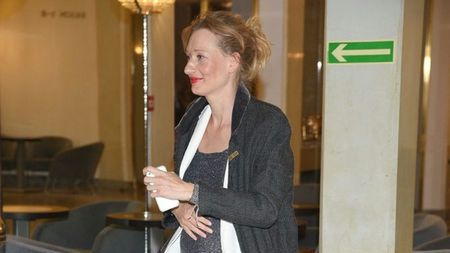 Chociaż tego nie widać na ekranie, aktorka już niedługo zostanie mamą