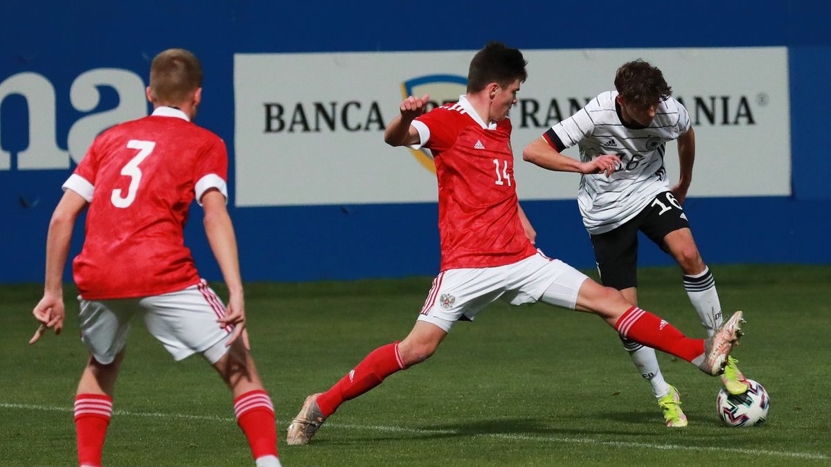 Getty Images / Vasile Mihai-Antonio / Na zdjęciu: reprezentacja Rosji U-17