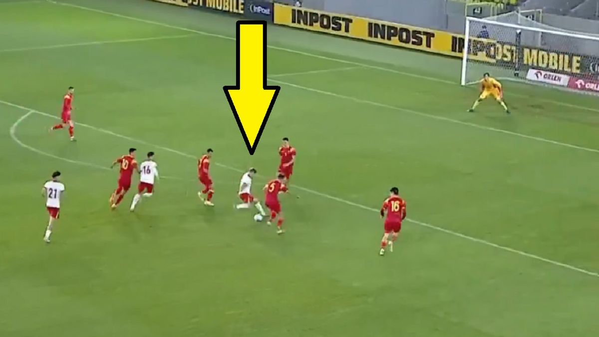 Twitter / Screen / TVP Sport / Na zdjęciu: Antoni Kozubal otworzył wynik w meczu Polska - Czarnogóra