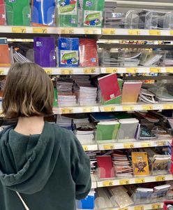 Najtańsza wyprawka szkolna. Oto który sklep wygrywa