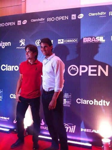 David Ferrer i Rafael Nadal do gry przystąpią we wtorek, więc w poniedziałek mogli brylować na czerwonym dywanie w Rio de Janeiro (Foto: Twitter)