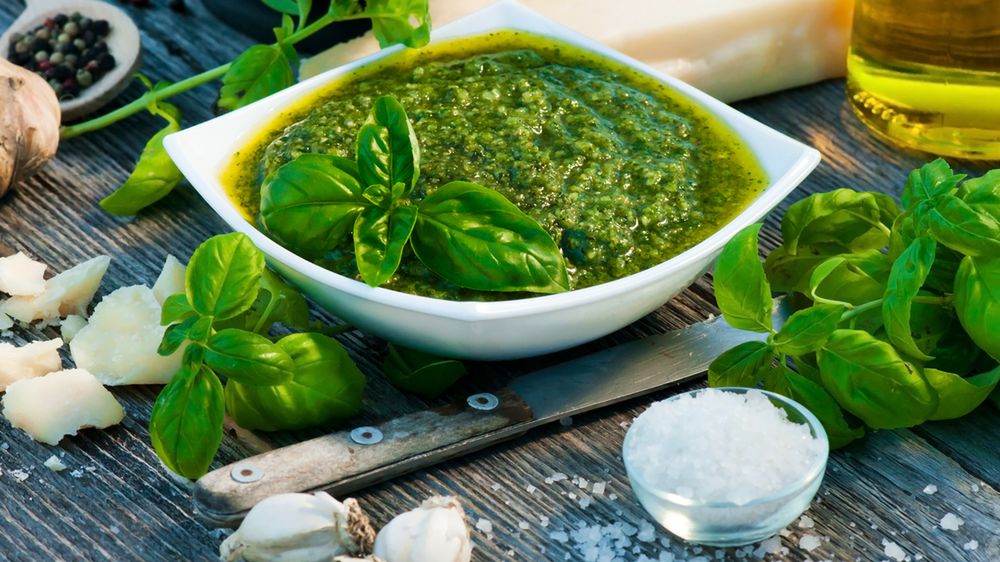 Sos pesto (do kupienia gotowy do spożycia)