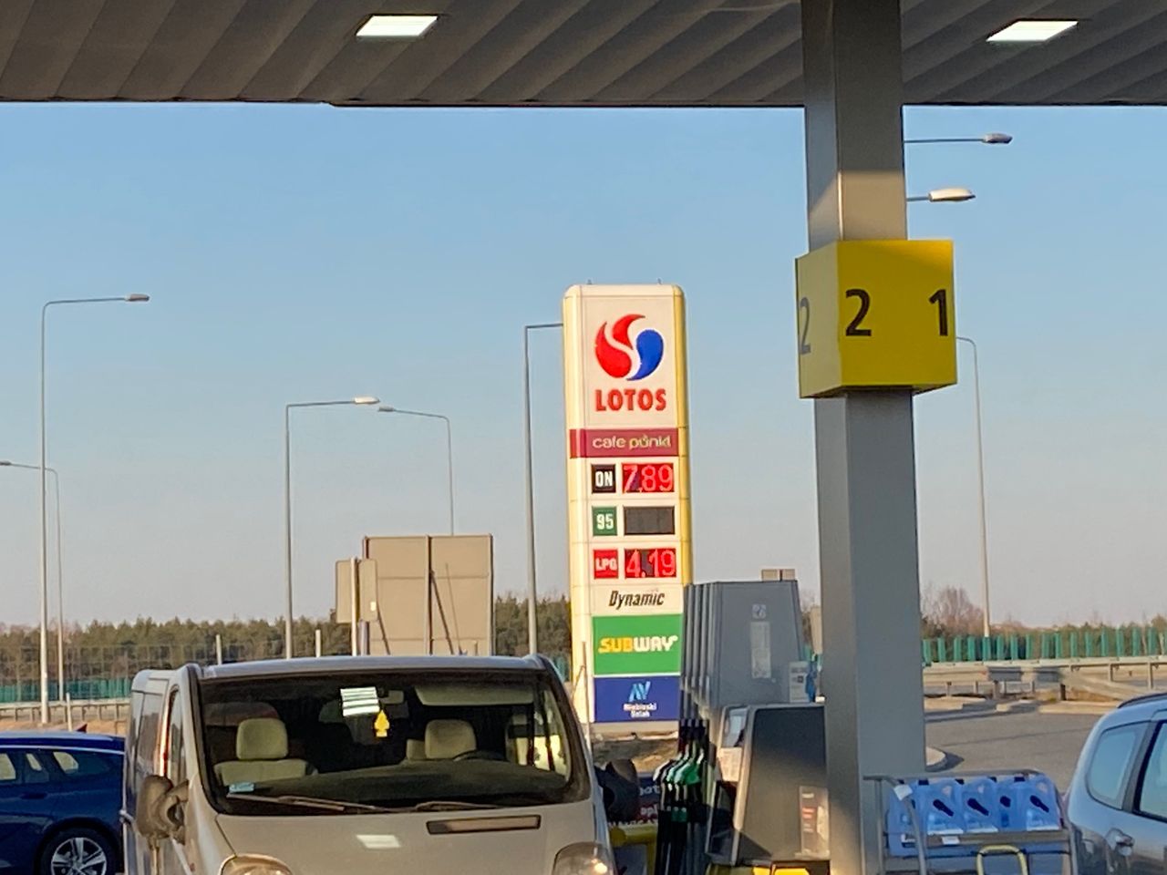 Ceny za LPG w niektórych miejscach przekroczyły nawet poziom 4 zł/l