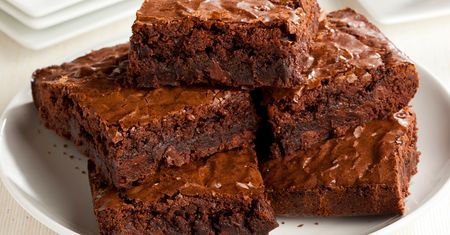 Brownie bez mąki, a smakuje jak marzenie. Szybki przepis na słodką rozkosz