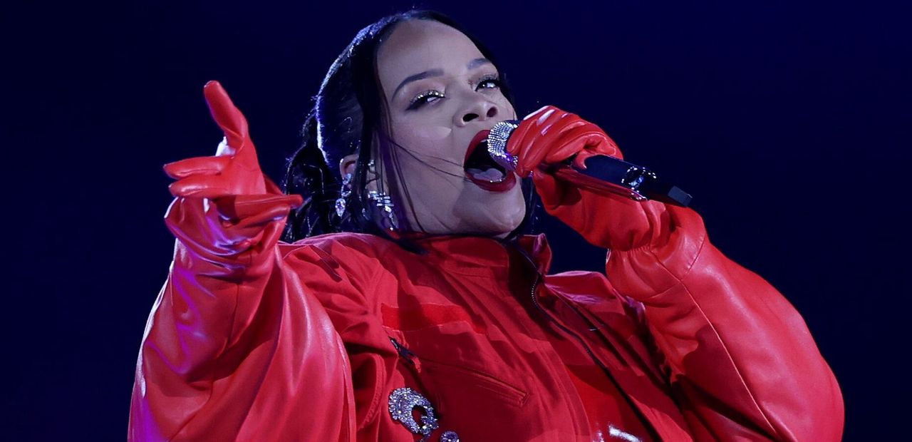 Rihanna ma dziewięciomiesięcznego synka. Niebawem po raz drugi zostanie mamą, co w spektakularny sposób ogłosiła w czasie tegorocznego finału Super Bowl