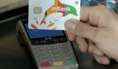 mBank podwójnie księgował płatności kartą. Klienci wściekli, czekają na zwrot pieniędzy