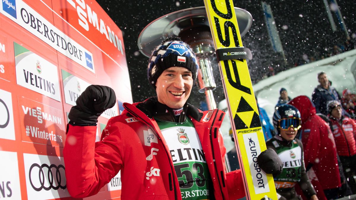 PAP/EPA / DANIEL KOPATSCH  / Na zdjęciu: Kamil Stoch