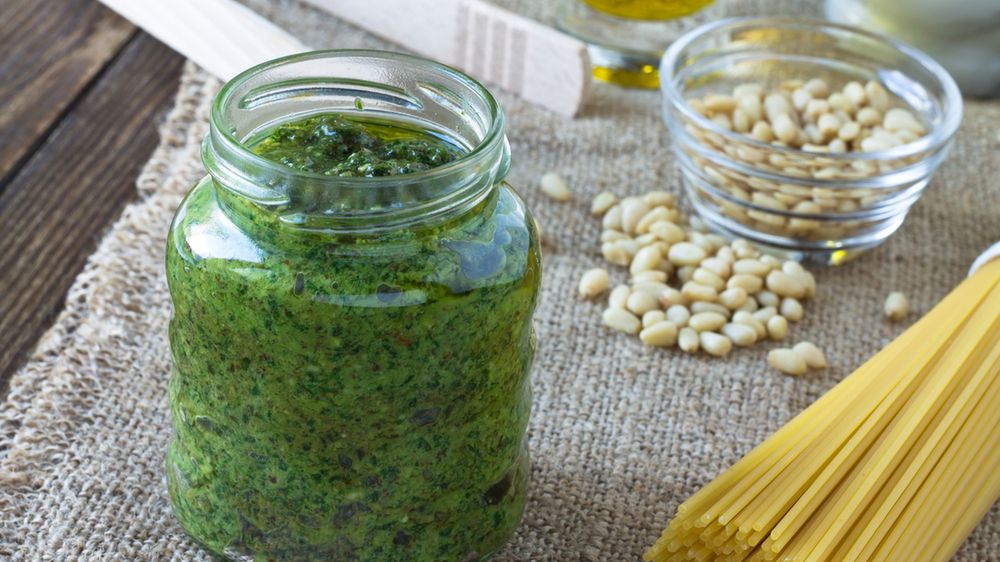 Klasyczny sos pesto (do kupienia gotowy do spożycia)