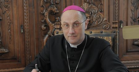 "Zabawa w chowanego" braci Sekielskich. Będzie dochodzenie. Prymas Polski wydaje oświadczenie