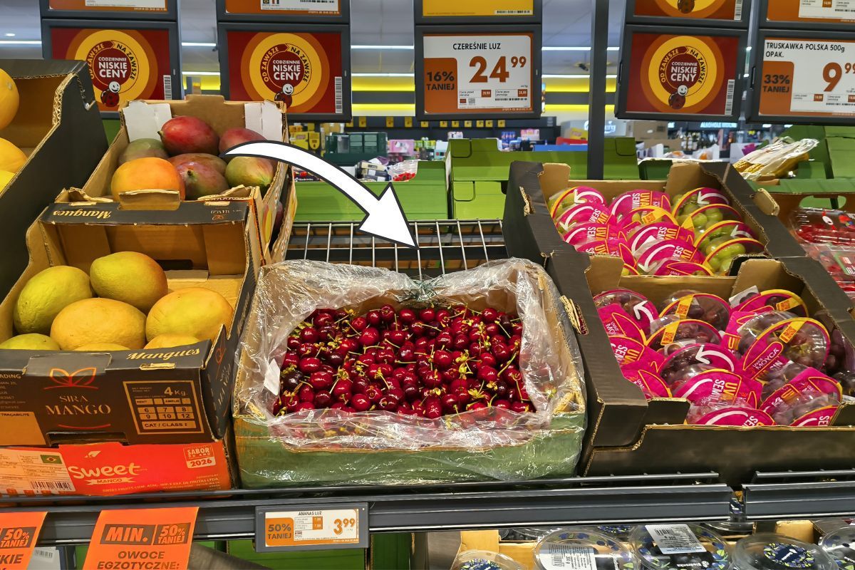 Uwielbiane owoce w Biedronce. Chętnych brak. Zwrócił uwagę na szczegół