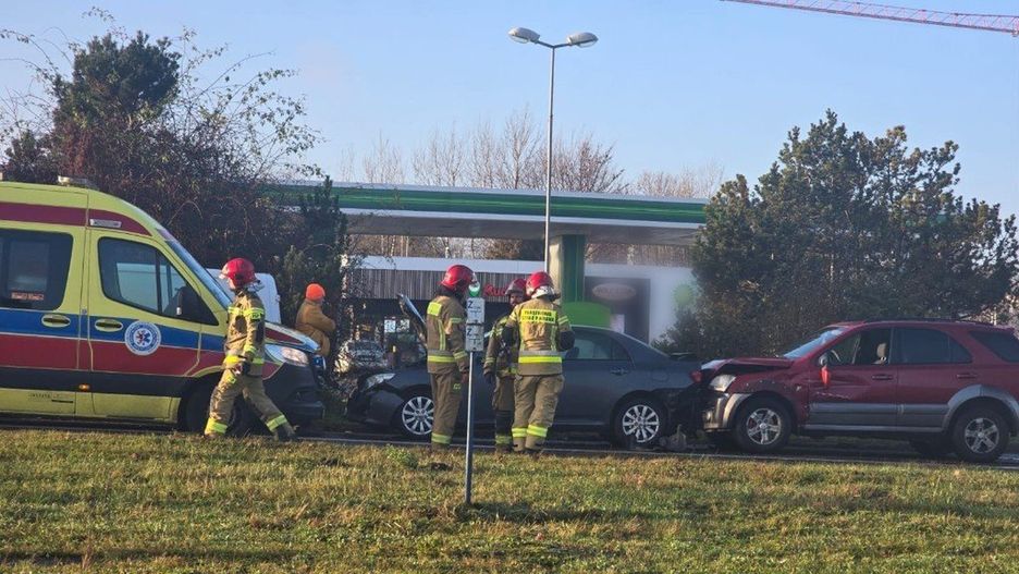 wypadek na skrzyżowaniu w Koszalinie - 01.12.2025