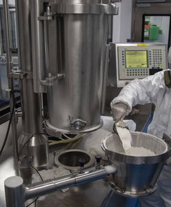 Koronawirus w Polsce. Remdesivir poszukiwany. Jest ruch KE