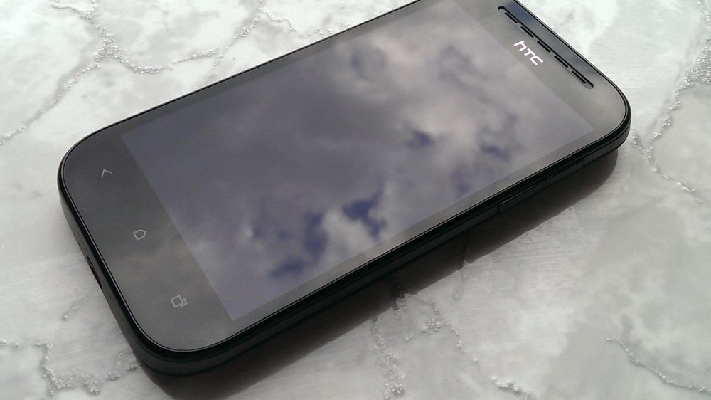 HTC Desire SV, czyli markowy Dual SIM [pierwsze wrażenia] 1
