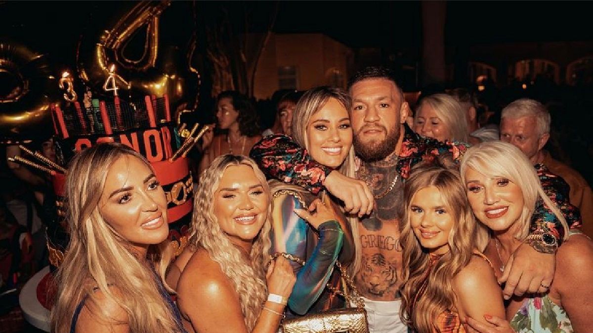 Conor McGregor na imprezie