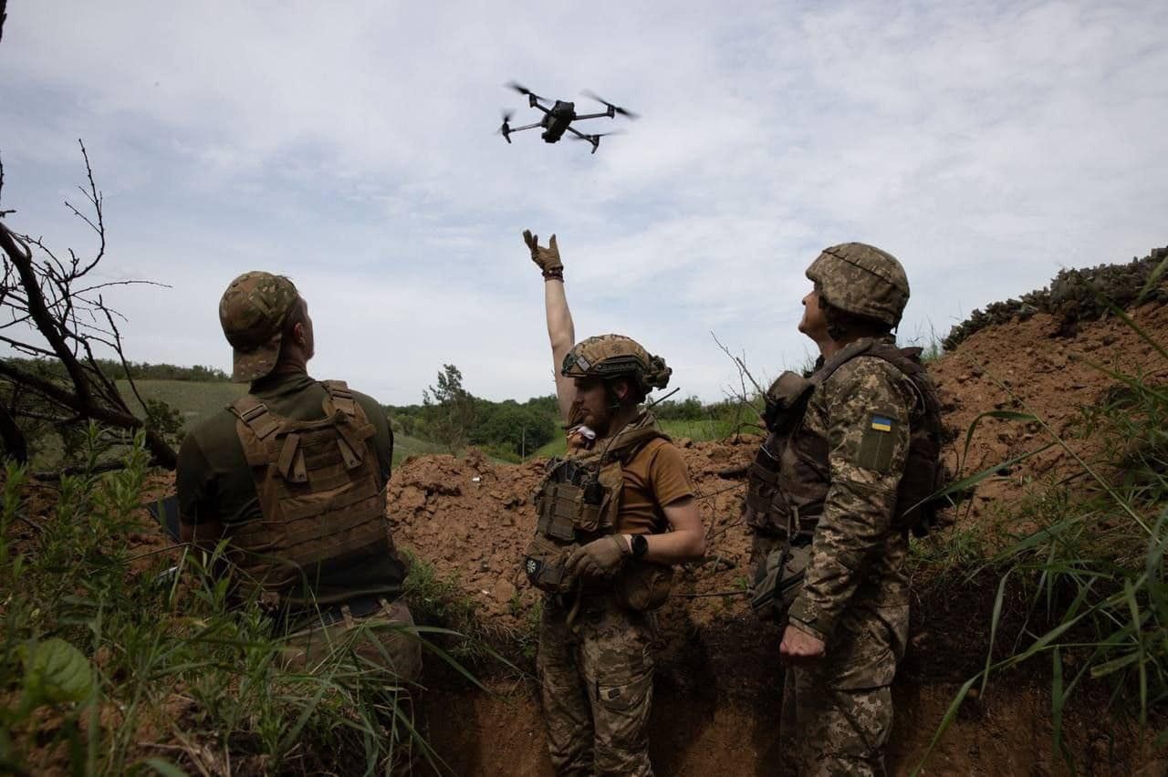 Nowe ukraińskie drony SpyGun. Testuje je "najbardziej tajemnicza jednostka bojowa"
