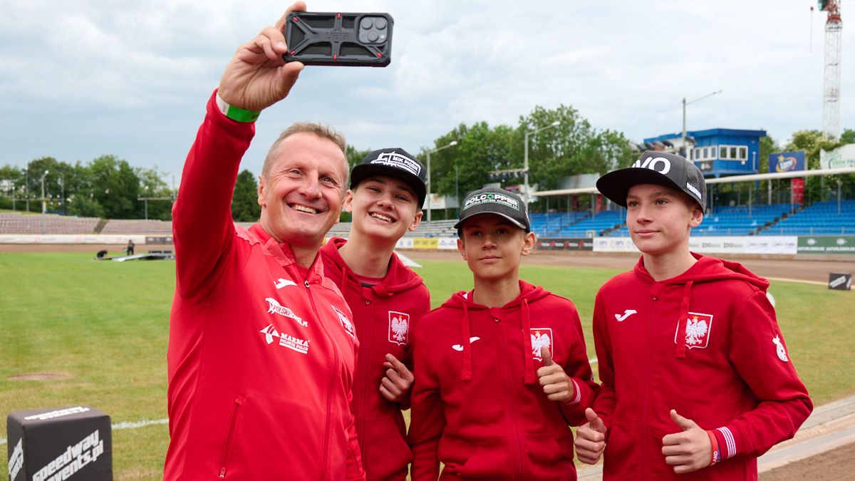 WP SportoweFakty / Tomasz Rosochacki / Na zdjęciu, od lewej: Robert Kościecha, Maksymilian Kostera, Dawid Oscenda i Bartosz Byszewski