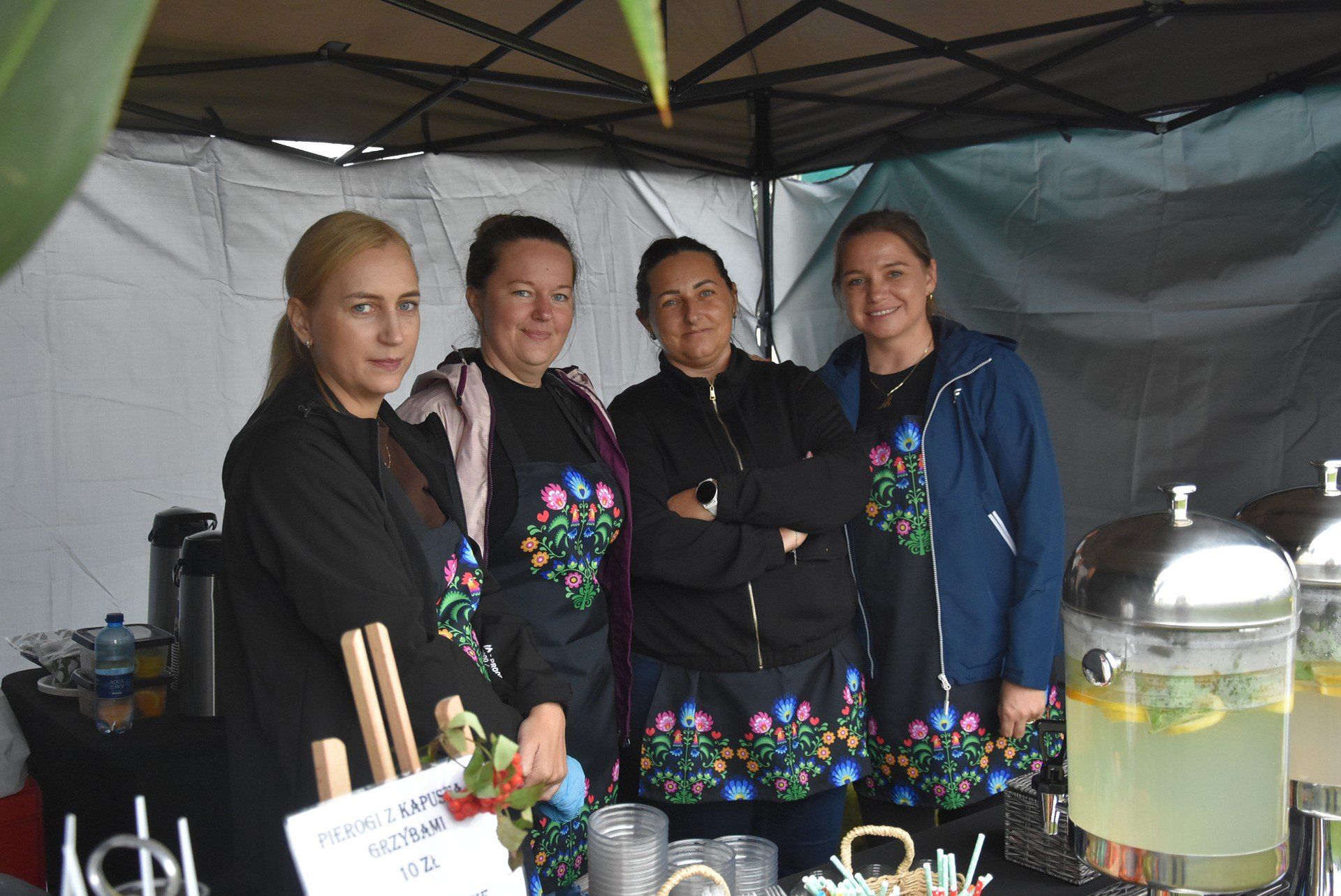 Swoje specjały serwowały członkinie KGW Stołężyn