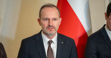Nieruchomości i setki tysięcy euro na koncie. Majątek Krzysztofa Hetmana