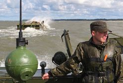 Rosjanie wysadzili desant na plażach Bałtyku. Manewry tuż przy polskiej granicy
