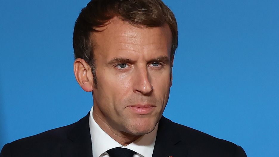 Szczyt UE. Macron: Czekamy na konkretne gesty ze strony Polski