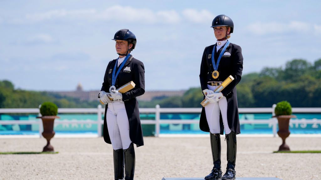 Zdjęcie okładkowe artykułu: Getty Images / Alex Gottschalk/DeFodi Images / Na zdjęciu: Isabell Werth i Jessica von Bredow-Werndl