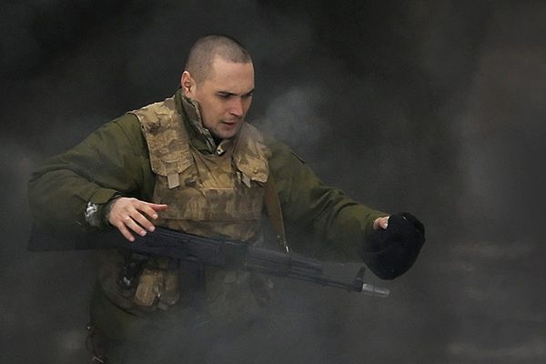 Kreml "ostrzega": jeśli Ukraińcy będą chcieli wyjść z "kotła", naruszą tym rozejm