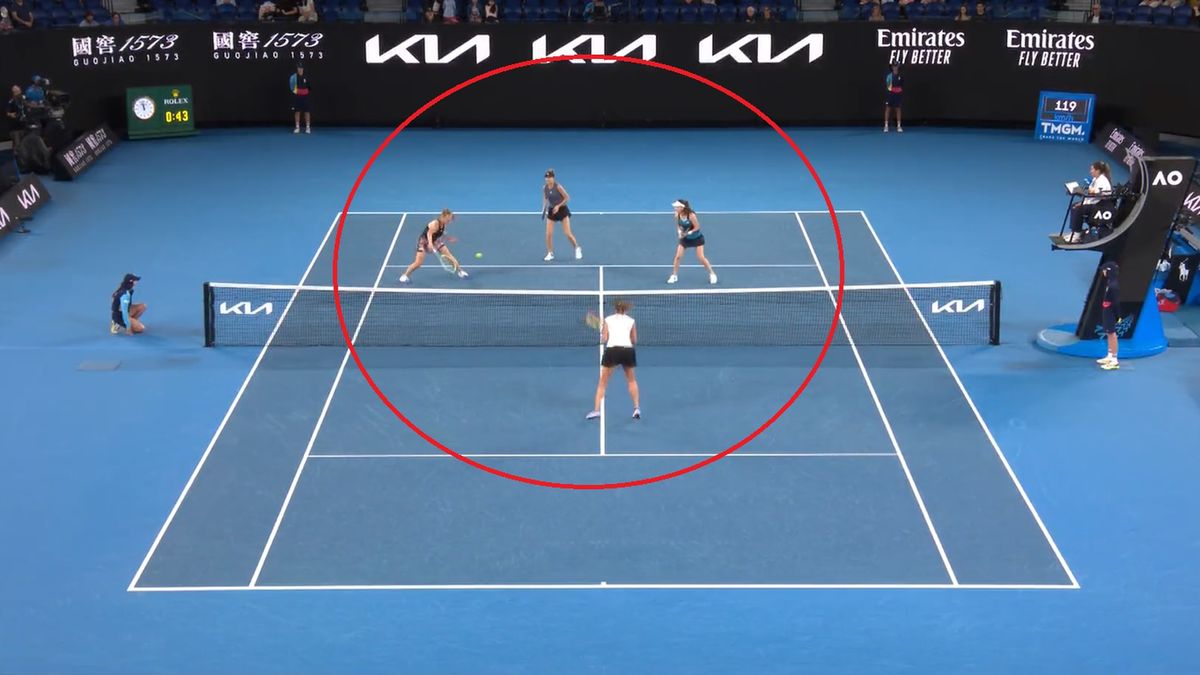 Zdjęcie okładkowe artykułu: Twitter / Australian Open / Na zdjęciu: mecz finałowy turnieju legend Australian Open z udziałem Agnieszki Radwańskiej
