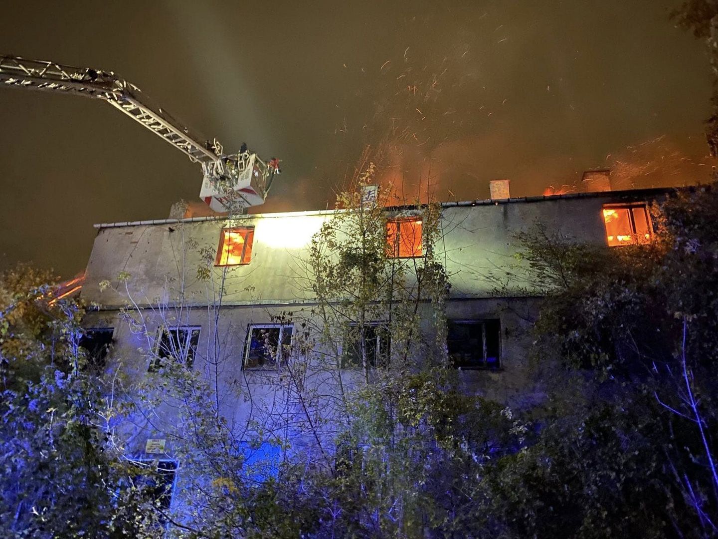 Pożar w Warszawie. "Budynek jak pochodnia"