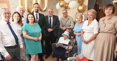Niezwykły jubileusz w Borkowie Kościelnym Pani Wanda Lisicka świętowała 100. urodziny!