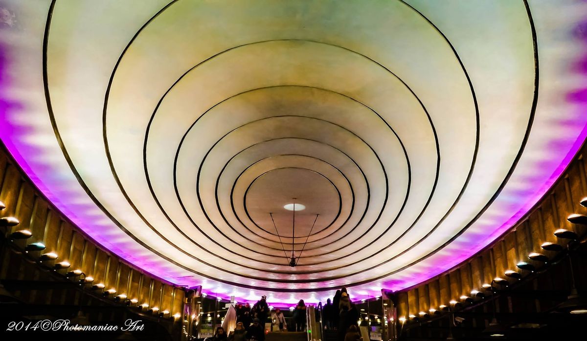 "Plac Wilsona" wśród najbardziej imponujących stacji metra na świecie
