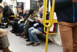 Jechała warszawskim metrem. Zdziwił ją jeden szczegół