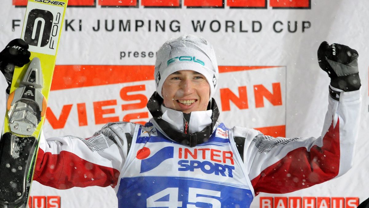 Kamil Stoch po swoim pierwszym zwycięstwie w zawodach PŚ (Zakopane 2011)