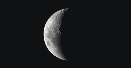 NASA poszuka życia na Księżycu. Skąd się tam wzięło?