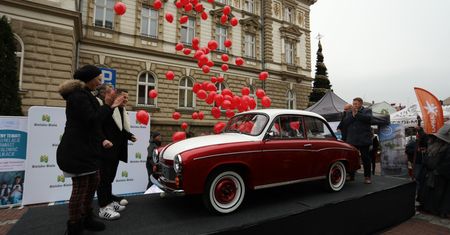 Syrena Toma Hanksa odsłonięta. Pieniądze z jej licytacji trafią do potrzebujących