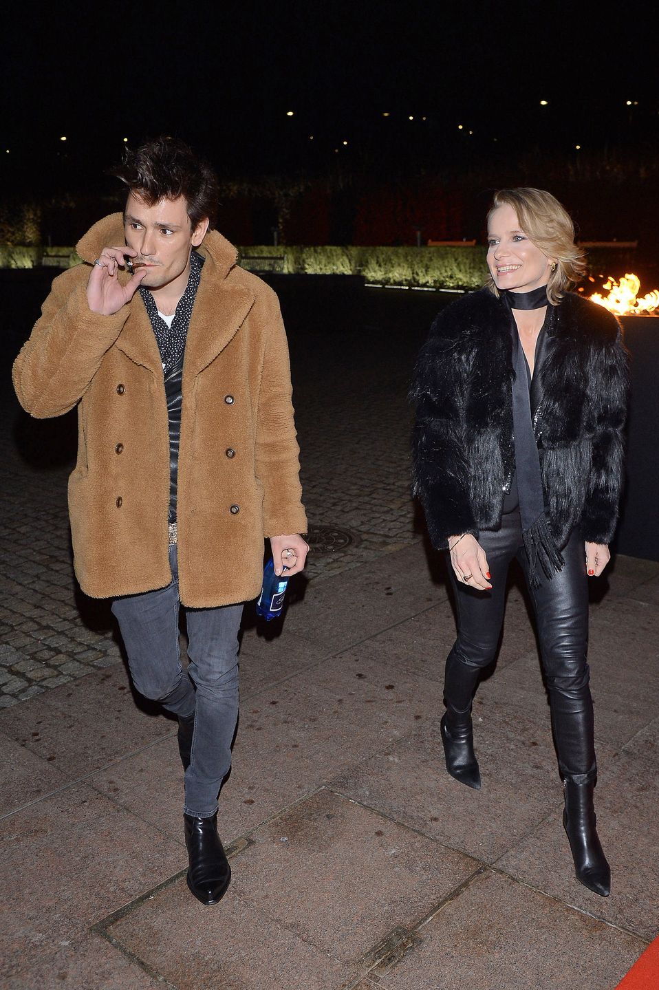 Magdalena Cielecka i Bartosz Gelner w drodze na imprezę ramówkową TVN