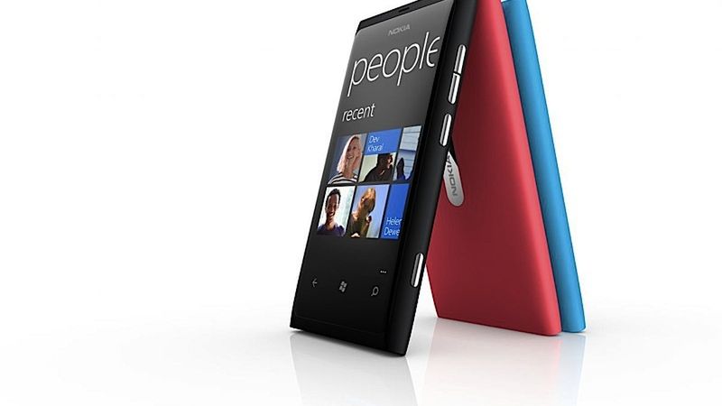 Lumia 800 robi furorę w przedsprzedaży. Czy nowa Nokia to już hit? 1