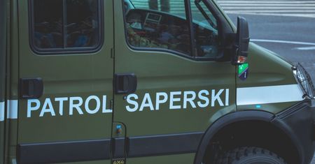 Lublin: Kolejny dzień i kolejny niewybuch na Al. Racławickich. Na miejsce jadą saperzy