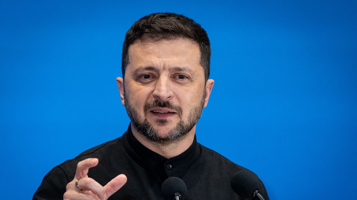 ROME, ITALY - 2025/07/10: Ukrainian President Volodymyr Zelensky addresses a press conference at Ukraine Recovery Conference 2025 (URC2025) at the Roma Convention Centre "La Nuvola". (Photo by Stefano Costantino/SOPA Images/LightRocket via Getty Images)