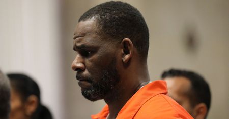 R. Kelly HOSPITALIZOWANY po przedawkowaniu leków w więzieniu. "Boi się, że może zostać zabity"