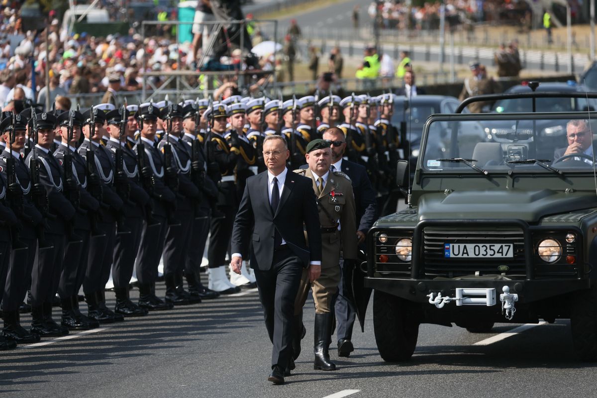 Defilada wojskow w Warszawie.