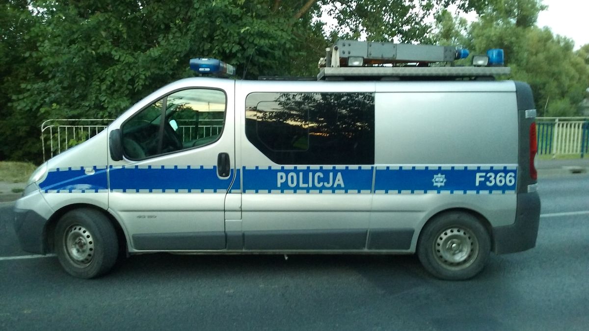 Na miejscu znaleziono ciała 4- i 3-letnich dzieci (zdjęcie poglądowe)