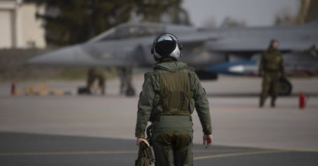 Protest szwedzkich pilotów wojskowych. Natychmiastowa reakcja armii