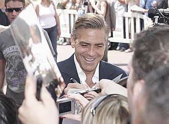 Clooney nie lubi Paris Hilton