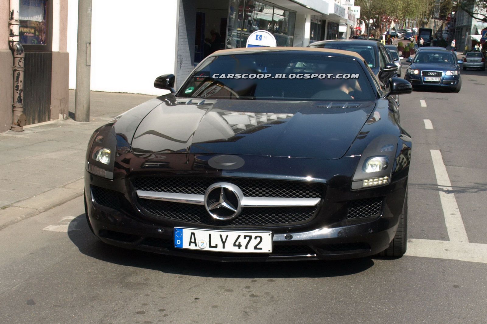 Mercedes SLS AMG Roadster 2012