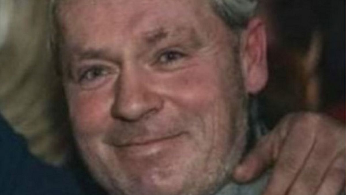 Policjanci poszukują Przemysława Bąkowskiego