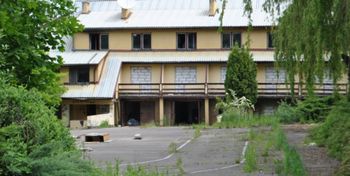 Tarnobrzeg: Fiasko przetargu na działkę z Hotelem Nadwiślańskim