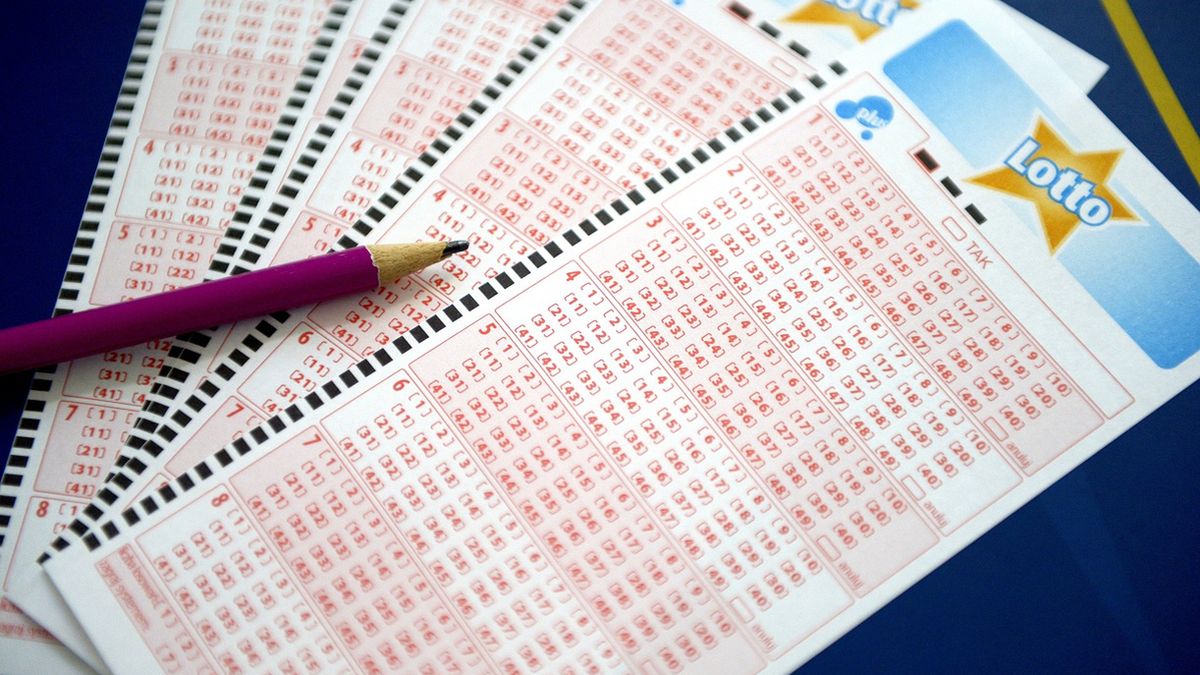 Dwie osoby wygrały po milion złotych w Lotto.
