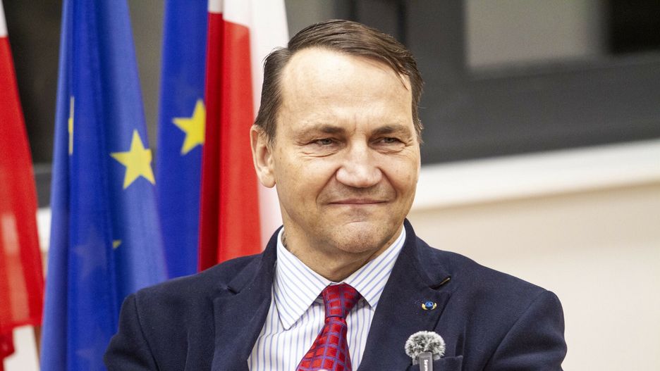 Spotkanie z ministrem Spraw Zagranicznych Rados?awem Sikorskim w Olsztynie
31.10.2024 Olsztyn Wyklad i konferencja z ministrem Spraw Zagranicznych Radoslawem Sikorskim fot. Artur Szczepanski/REPORTER n/z Radoslaw Sikorski minister Spraw Zagranicznych
Artur Szczepanski/REPORTER