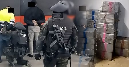 CBŚP uderza w międzynarodowy gang. Ponad 3 tony kokainy i milion euro